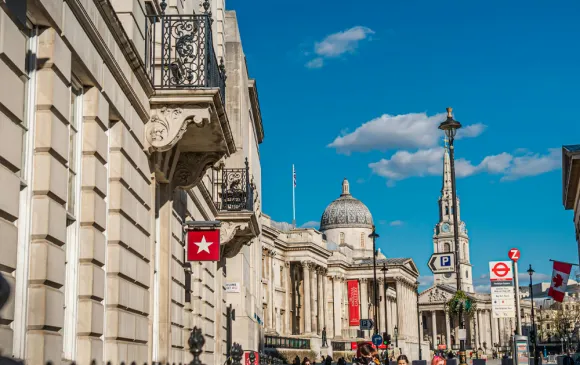 Piccadilly Circus